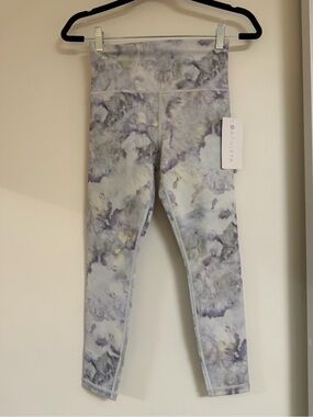 Athleta Lavender Marble Print Leggings in Soft Purple and Gray